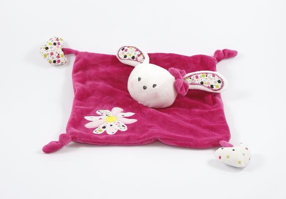   plat lapin rose violet fleur coeur 
