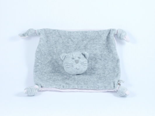  plat chat gris rose clair 