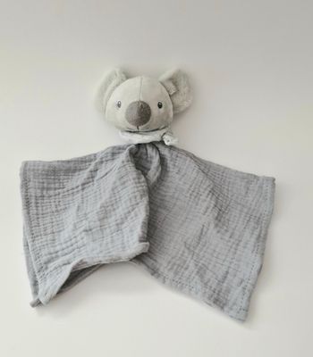  lange coton koala gris 25 cm 