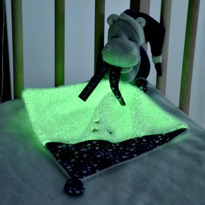  - je brille dans nuit - peluche avec hippopotame bleu blanc 25 cm 