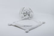  - peluche avec lapin blanc gris 25 cm 